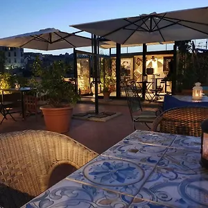 לינה וארוחת בוקר The Spanish Palace, Suites, Rooms, & Terraces