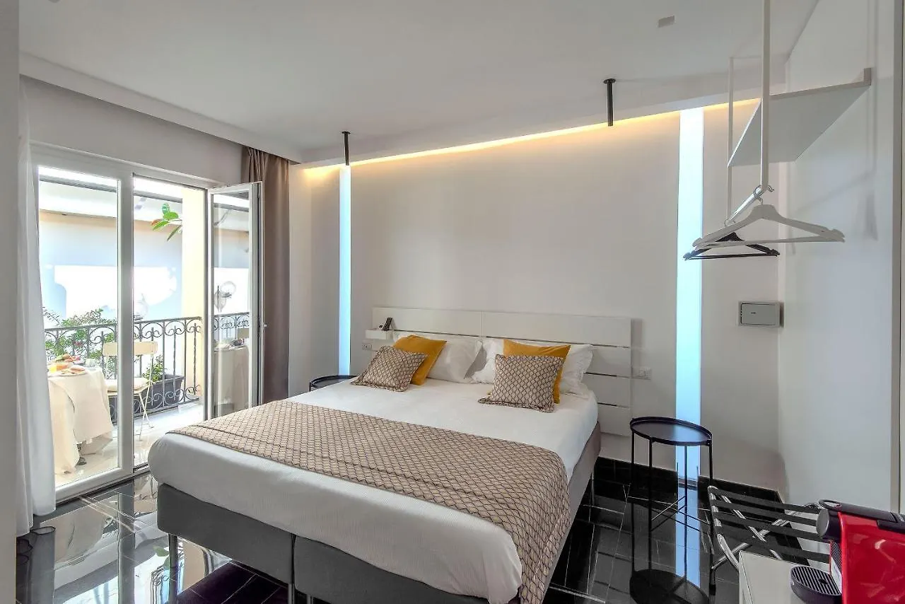 Hotel Fiorentina Неаполь